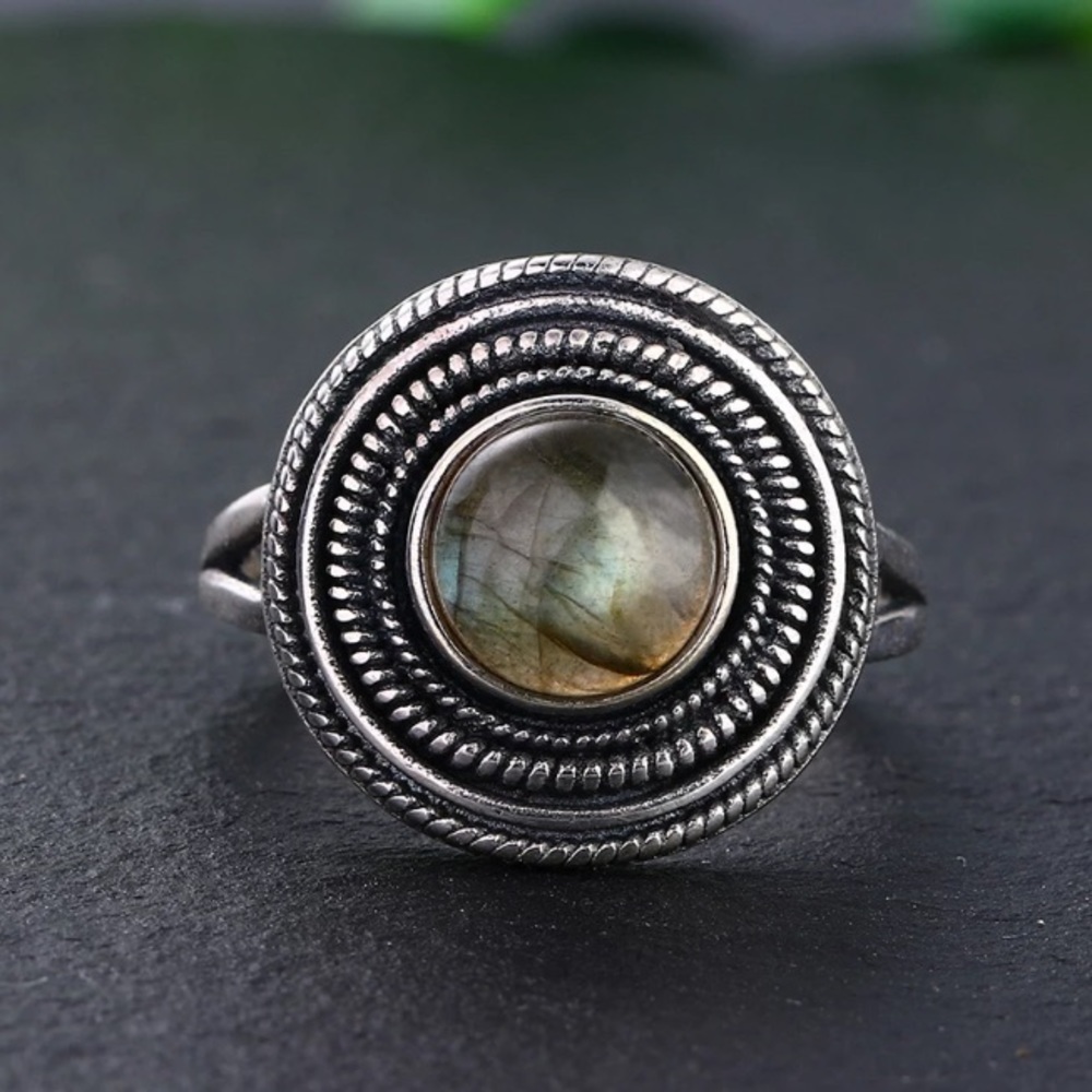 S925 Sterling Silver NATURAL Labradorite Ring!